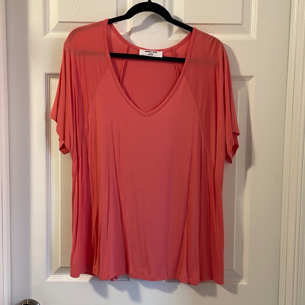 Double Zero coral top (RUNS BIG) size small